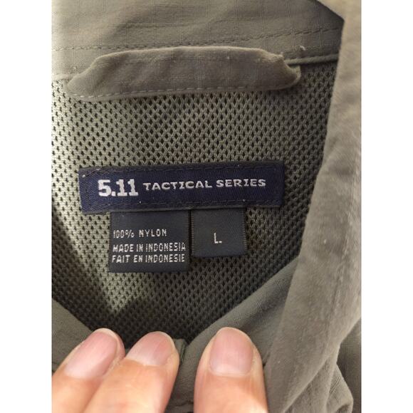 5.11 Tactical Ripstop Olive Green Shirt Size L Multi Pocket Vented Backside - Picture 2 of 13